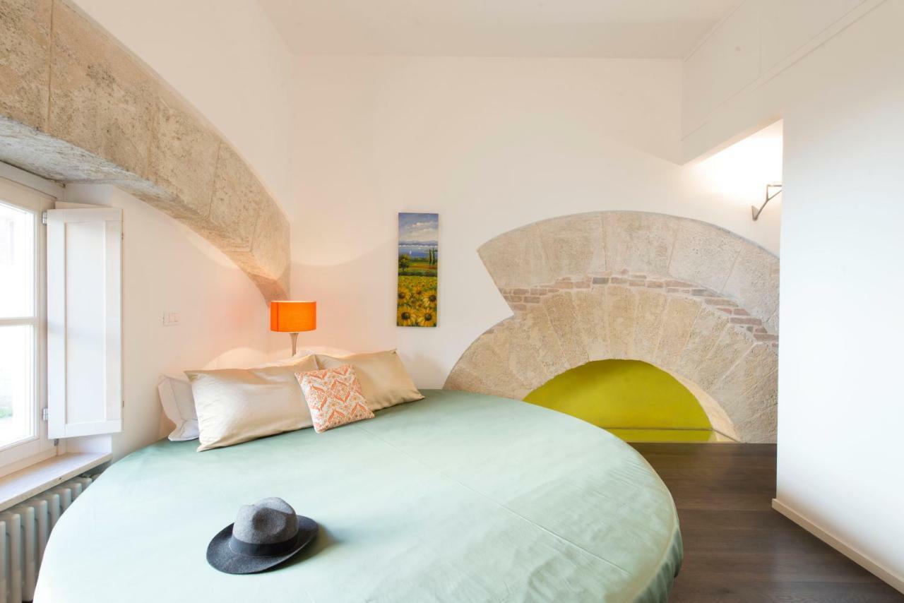 Gattopardo Apartments By Lago Design ปาแลร์โม ภายนอก รูปภาพ
